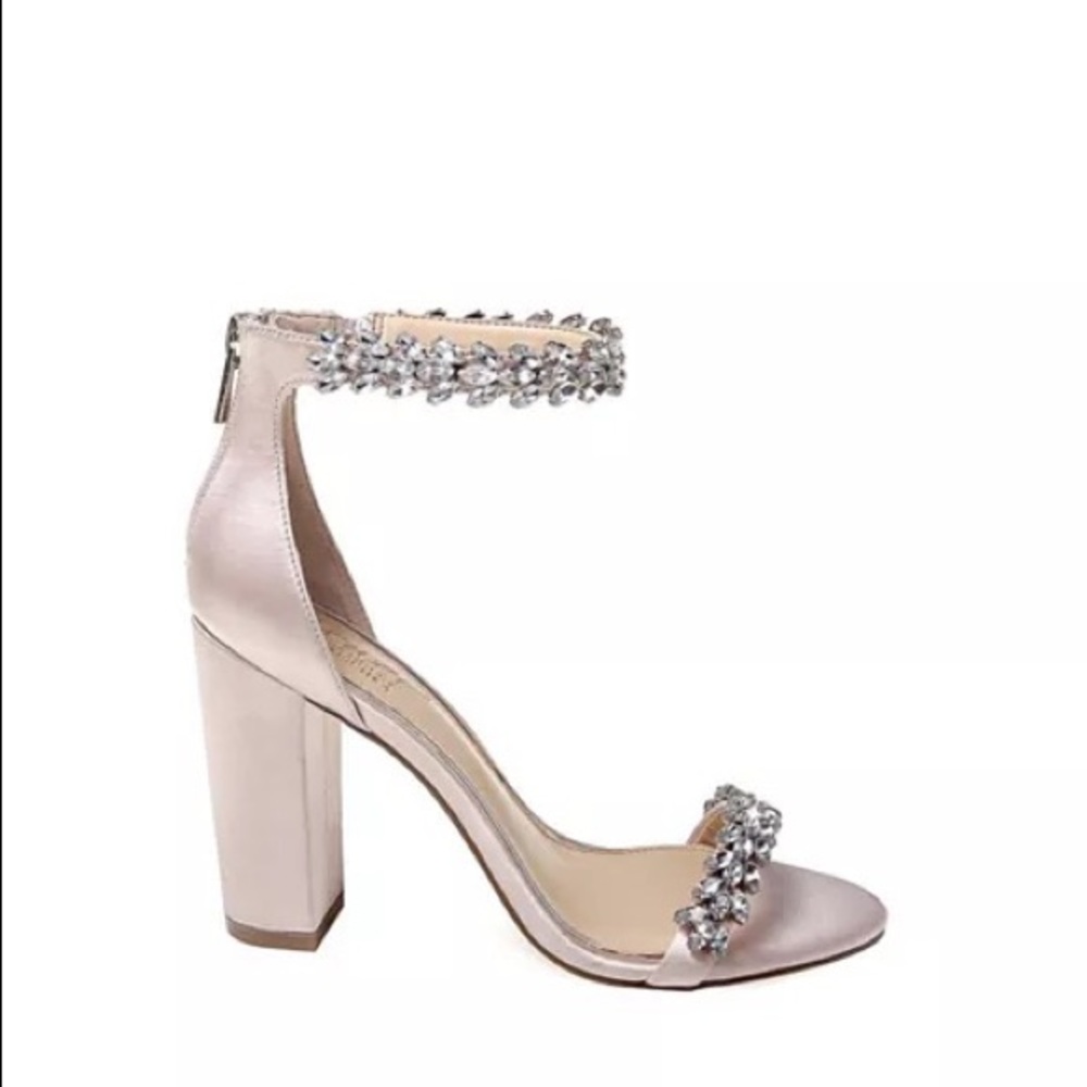 BADGLEY MISCHKA MAYRA BLOCK HEELS (SIZE 6)